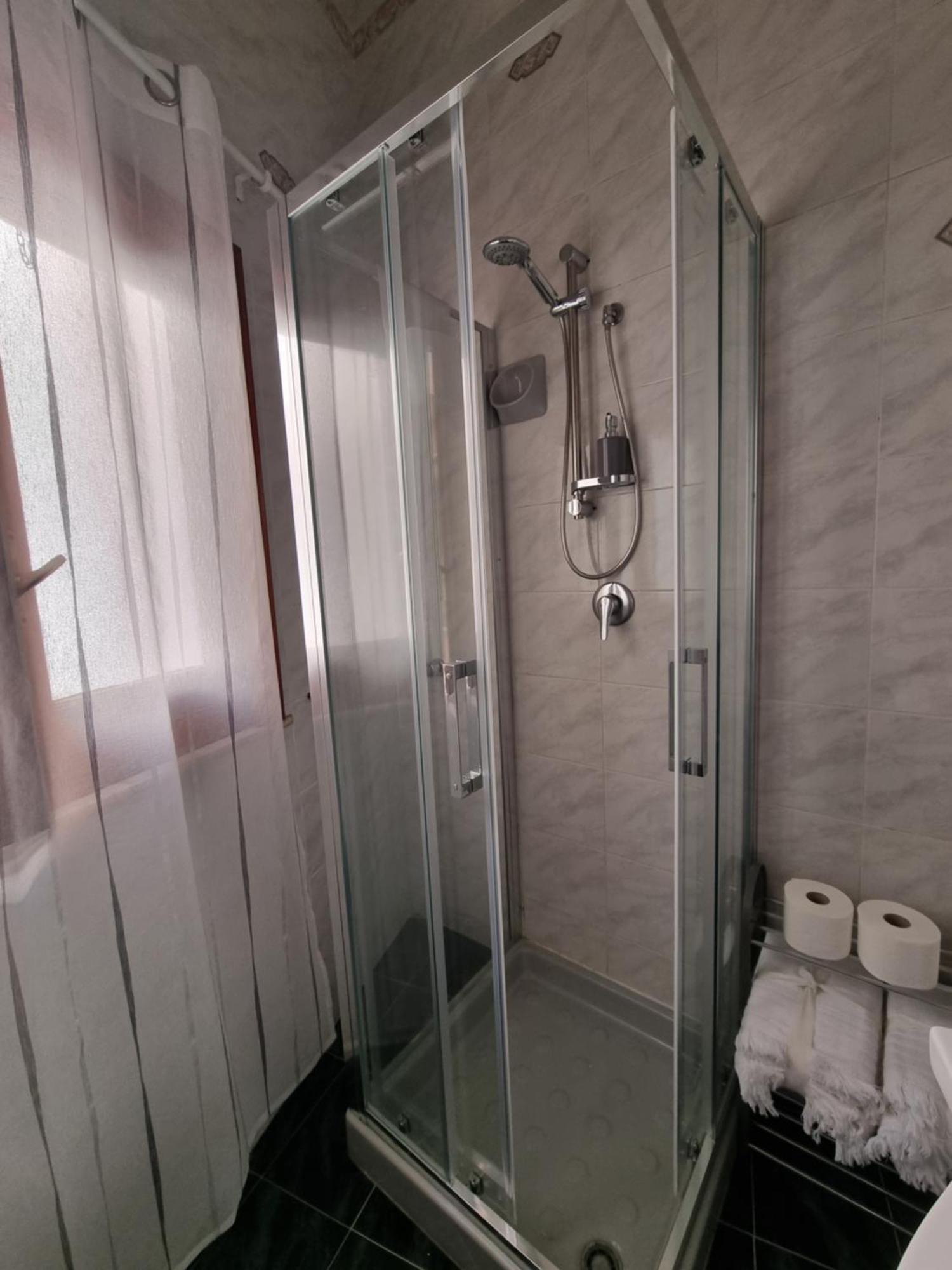 Casa Vacanza Le 2 Sorelle Сиракуза Екстериор снимка